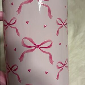 Viral Bow Tumbler 40oz